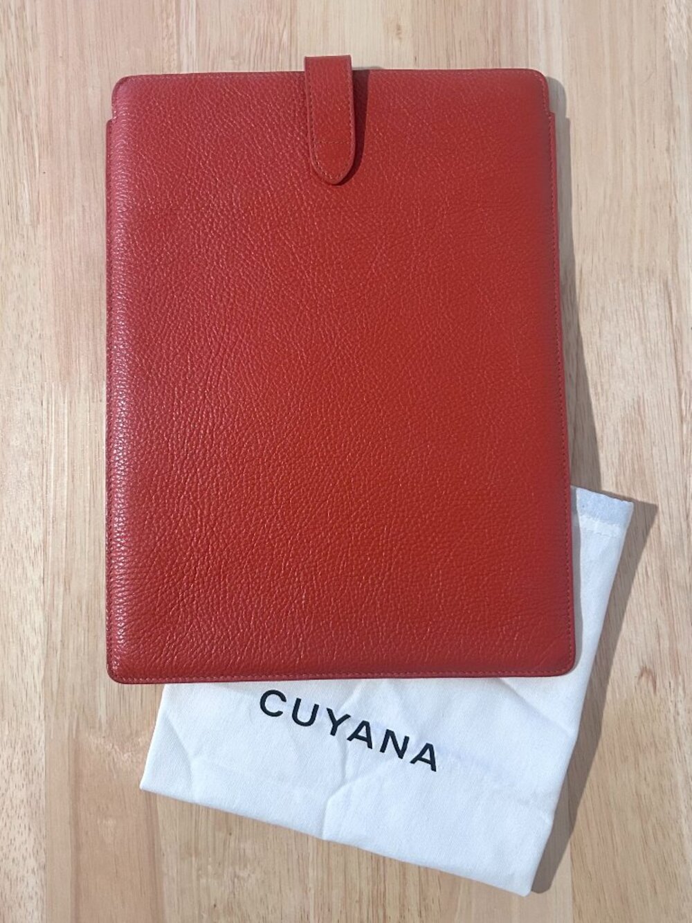 Cuyana Leather Laptop Sleeve